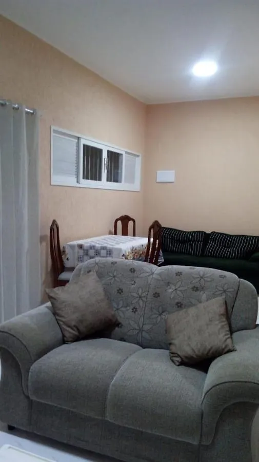 Casa temporada com piscina em Cabo Frio até 11 pessoas incluindo crianças Vila